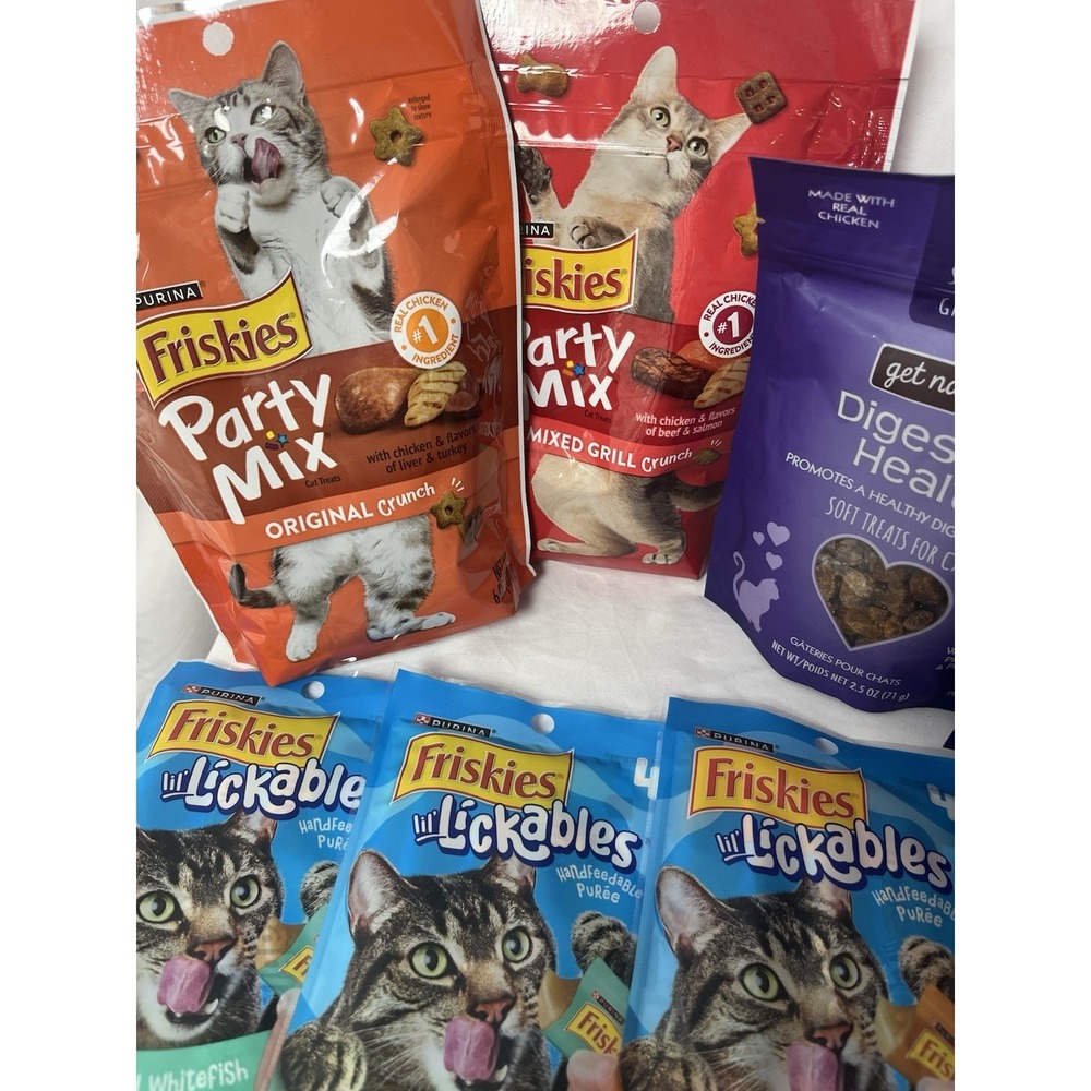 Cat Treats Variety Lot Friskies Party‎ Mix Lil Lickables Get Naked New Sealed